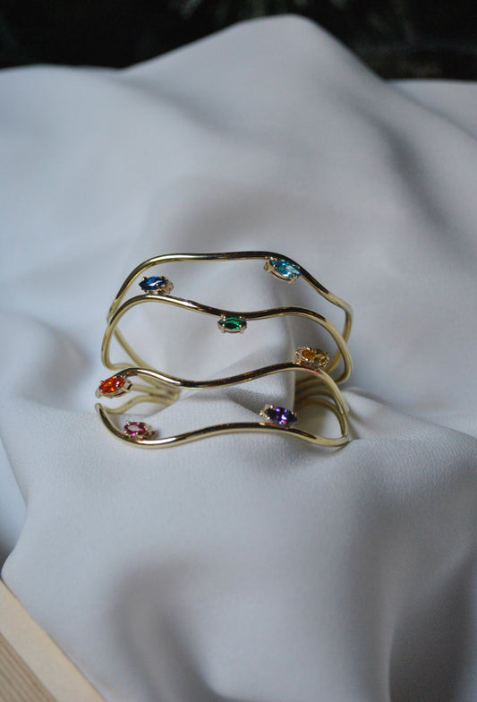 Nanar cuff bangle